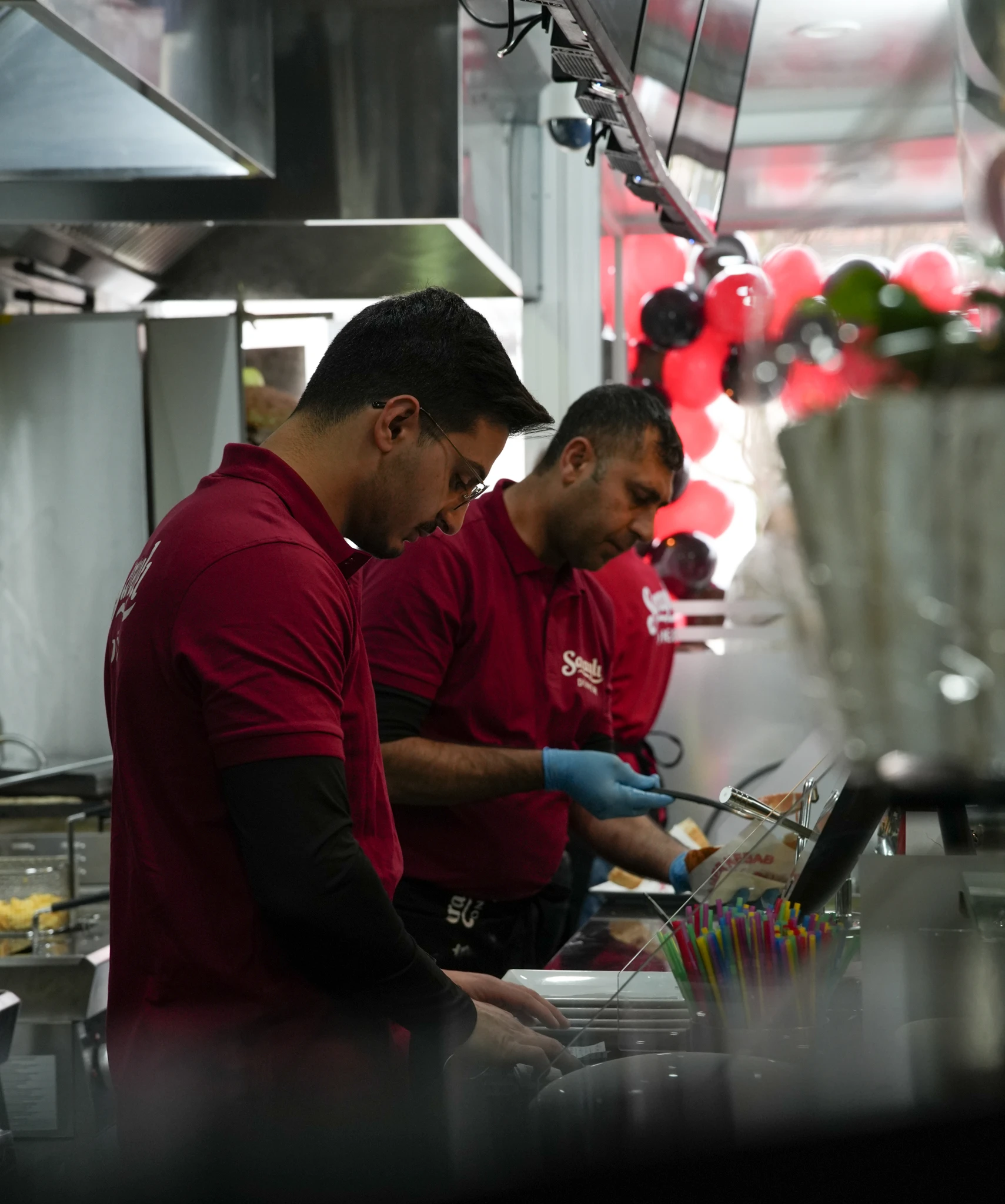 Habil von Saraylı Döner im Laden